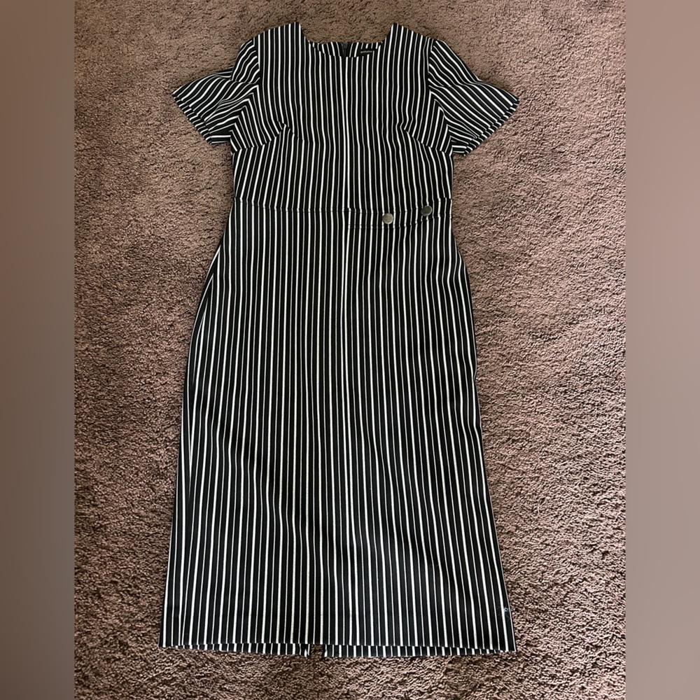 Women’s Banana Republic striped dress, size 6